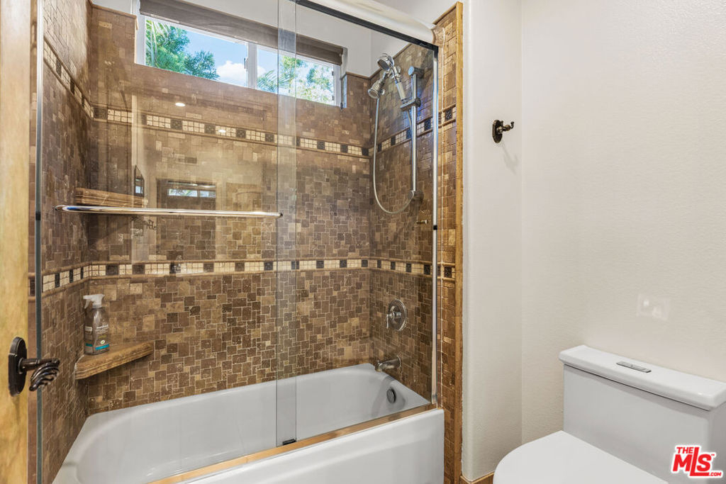 10445 Amberwood Lane - Photo 45
