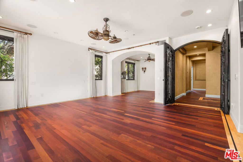 10445 Amberwood Lane - Photo 24