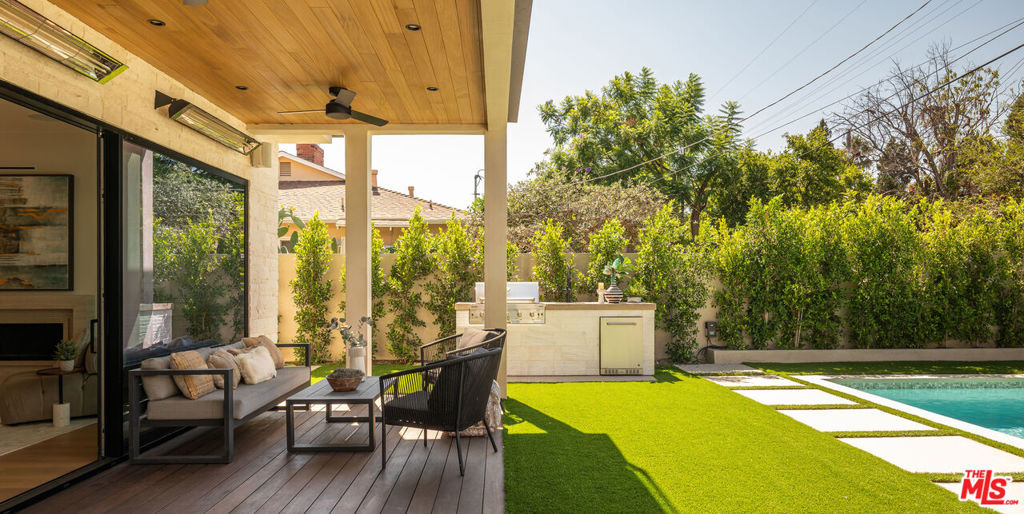 12427 Cumpston Street - Photo 25