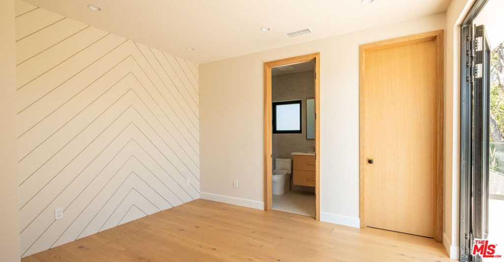 12427 Cumpston Street - Photo 30