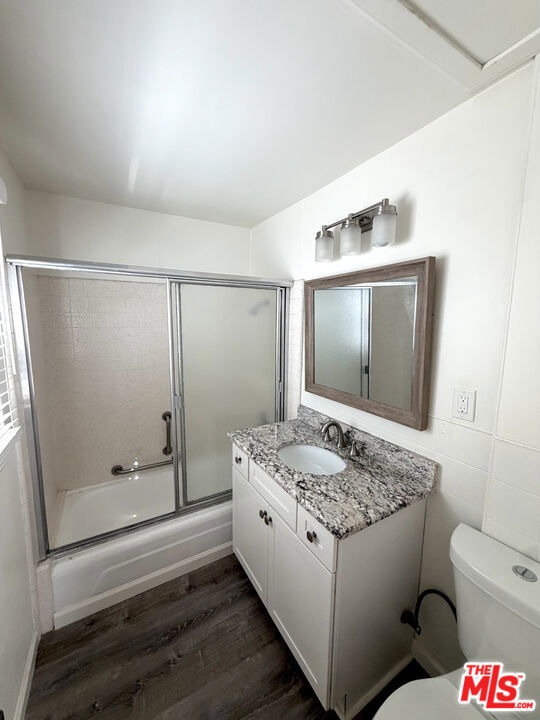 10739 1/2 Aqua Vista Street - Photo 8