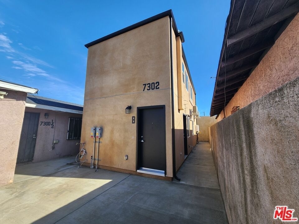 7302 Mace Place - Photo 0