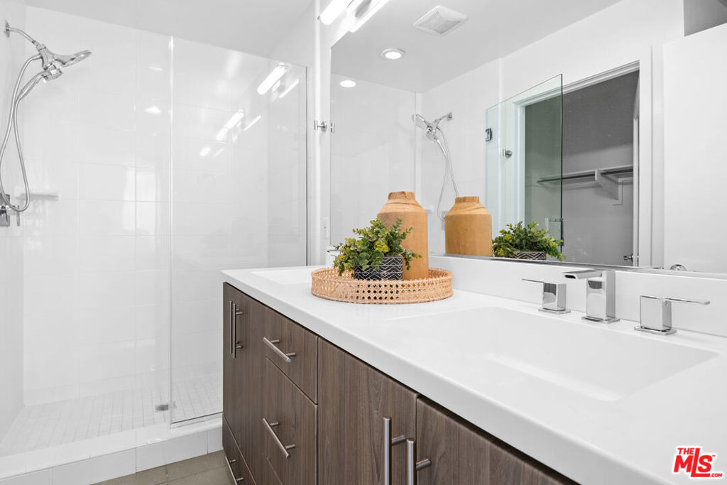 2213 Selig Drive - Photo 17