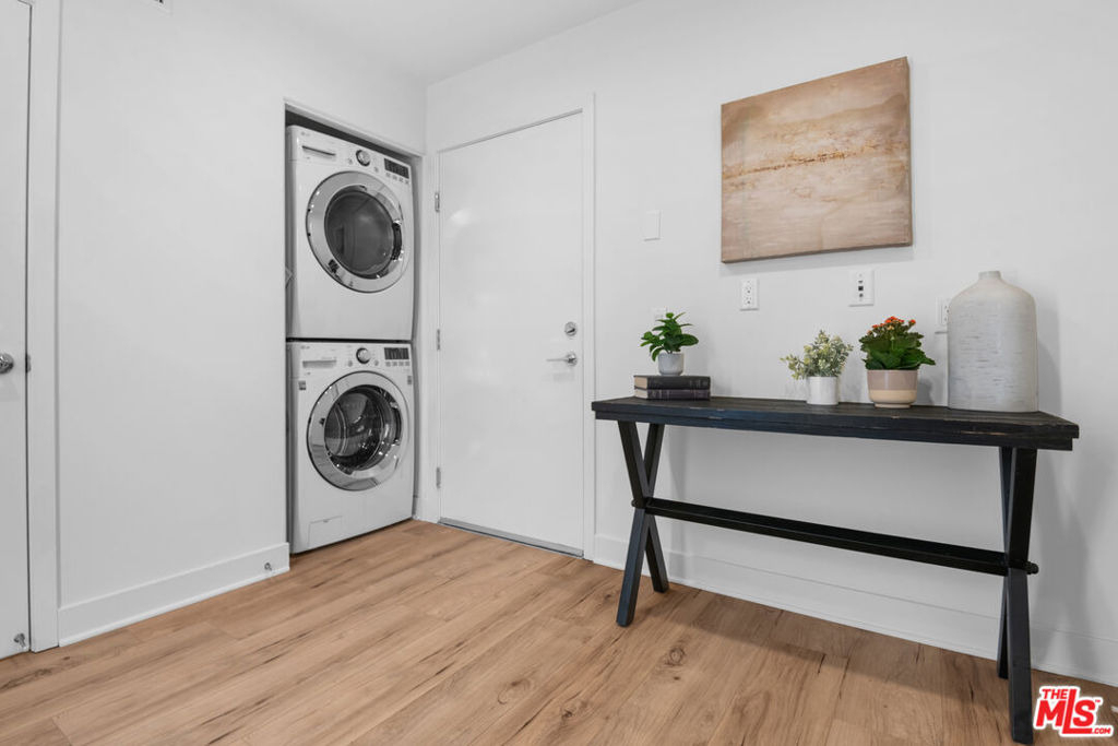 2213 Selig Drive - Photo 5