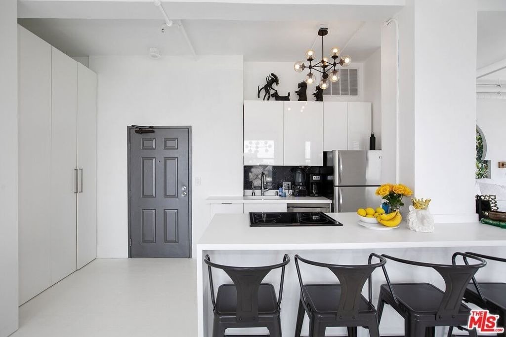 108 W 2nd Street - Photo 10