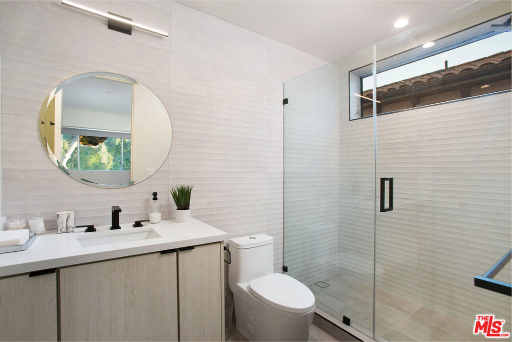 6066 Saturn Street - Photo 29