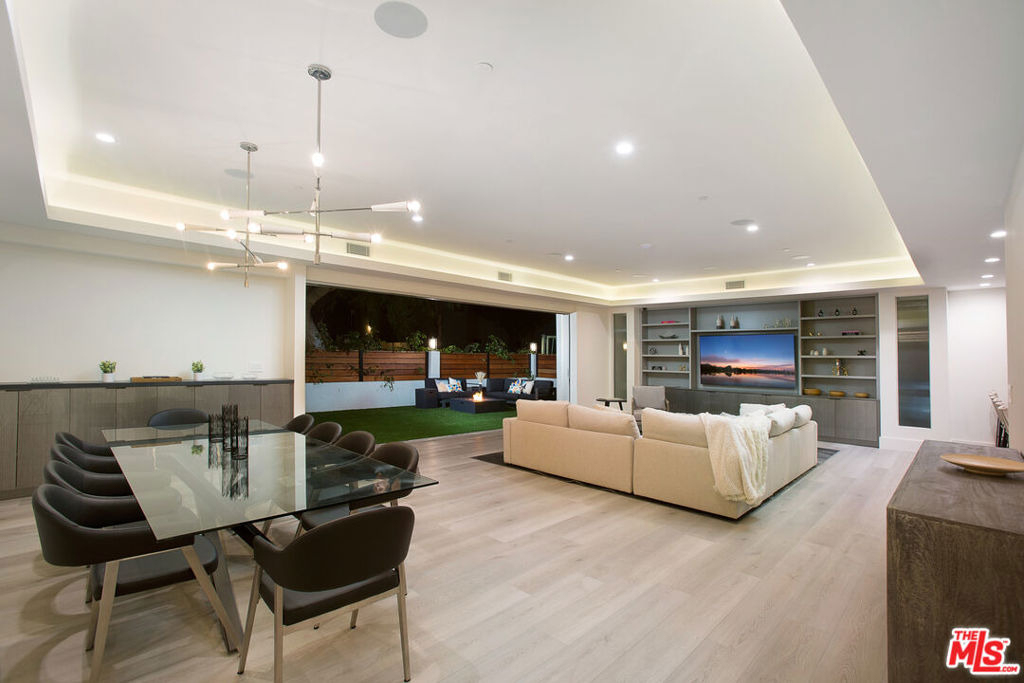 6066 Saturn Street - Photo 2