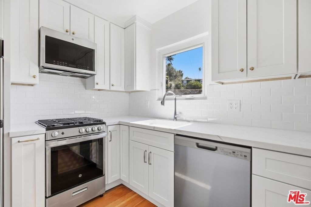 215 N Avenue 49 - Photo 5