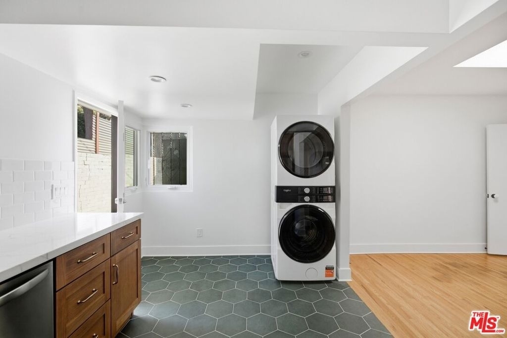 213 N Avenue 49 - Photo 5