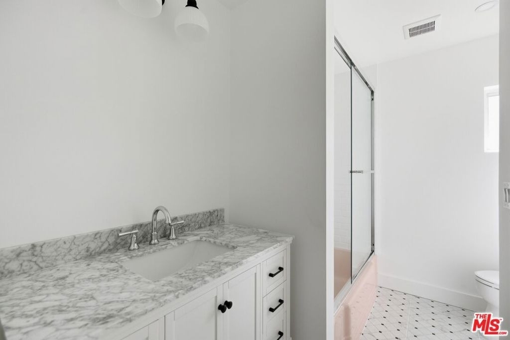 213 N Avenue 49 - Photo 18