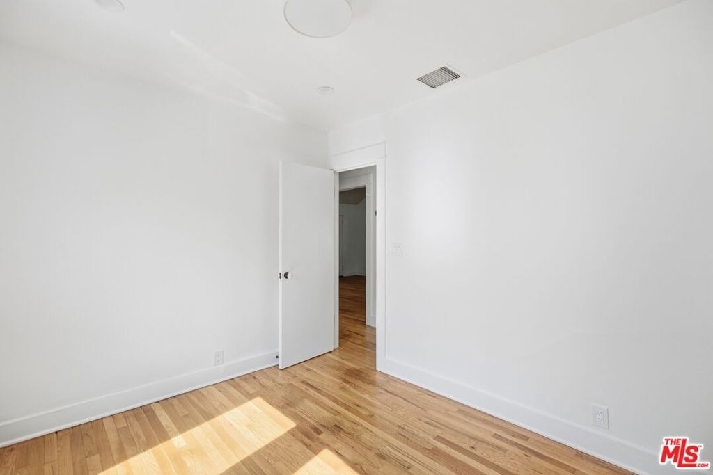 213 N Avenue 49 - Photo 16