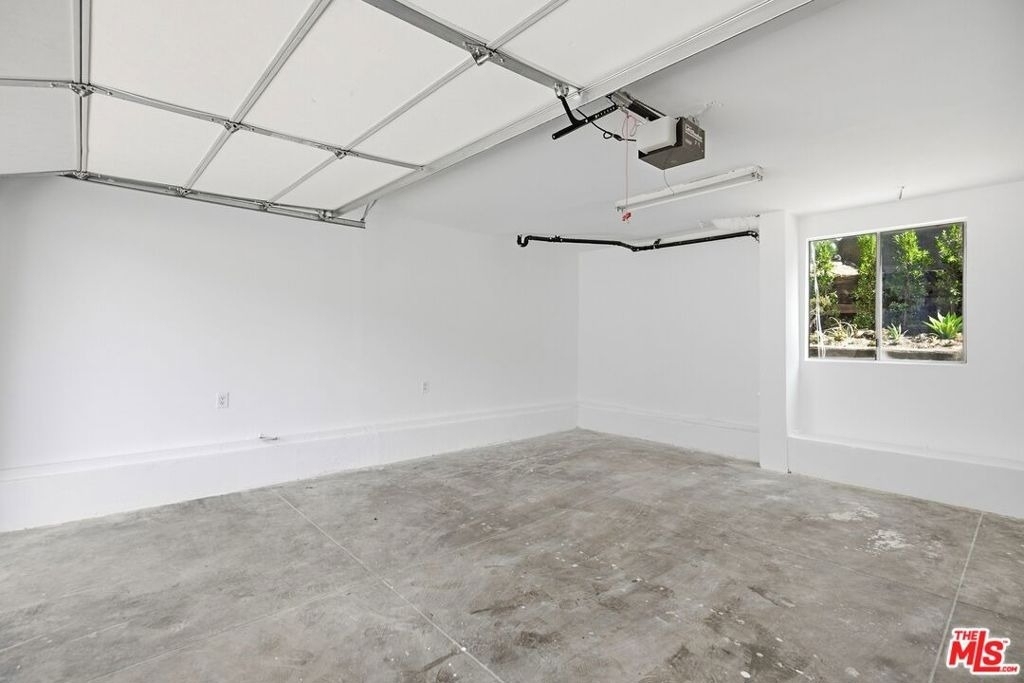 213 N Avenue 49 - Photo 35