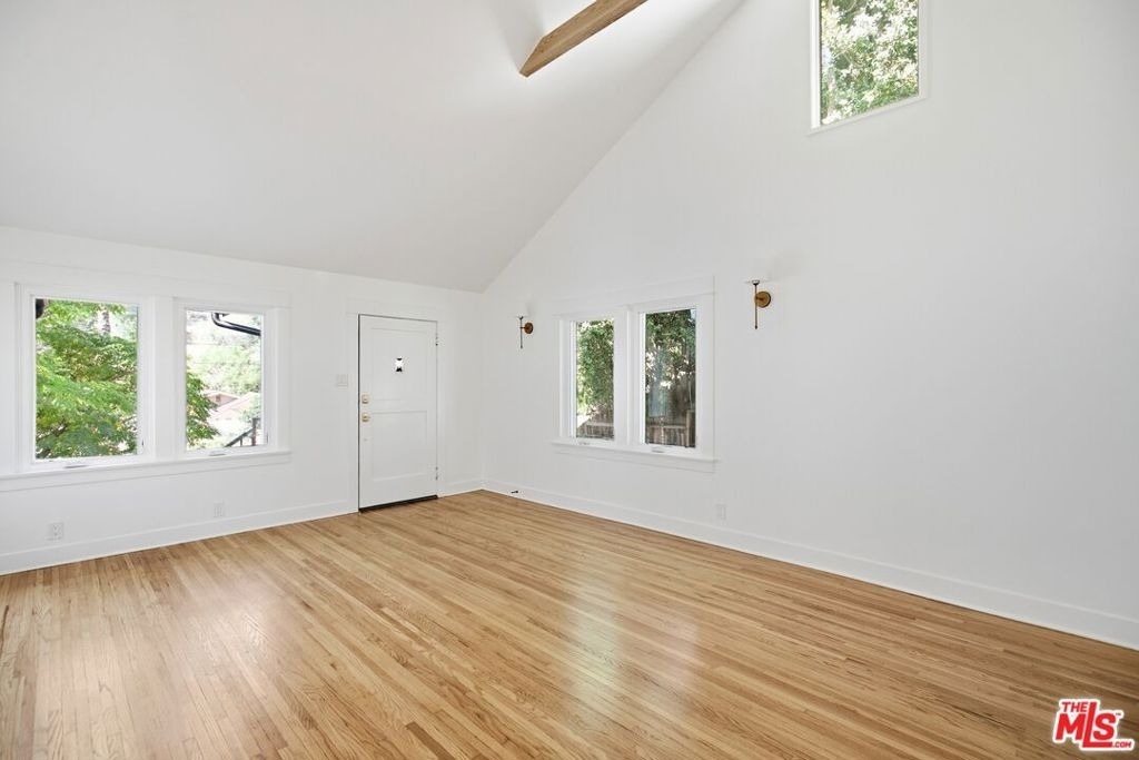 213 N Avenue 49 - Photo 10