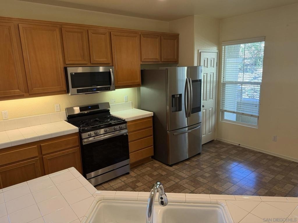 1760 Morgans Ave - Photo 21