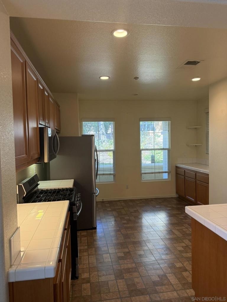 1760 Morgans Ave - Photo 22
