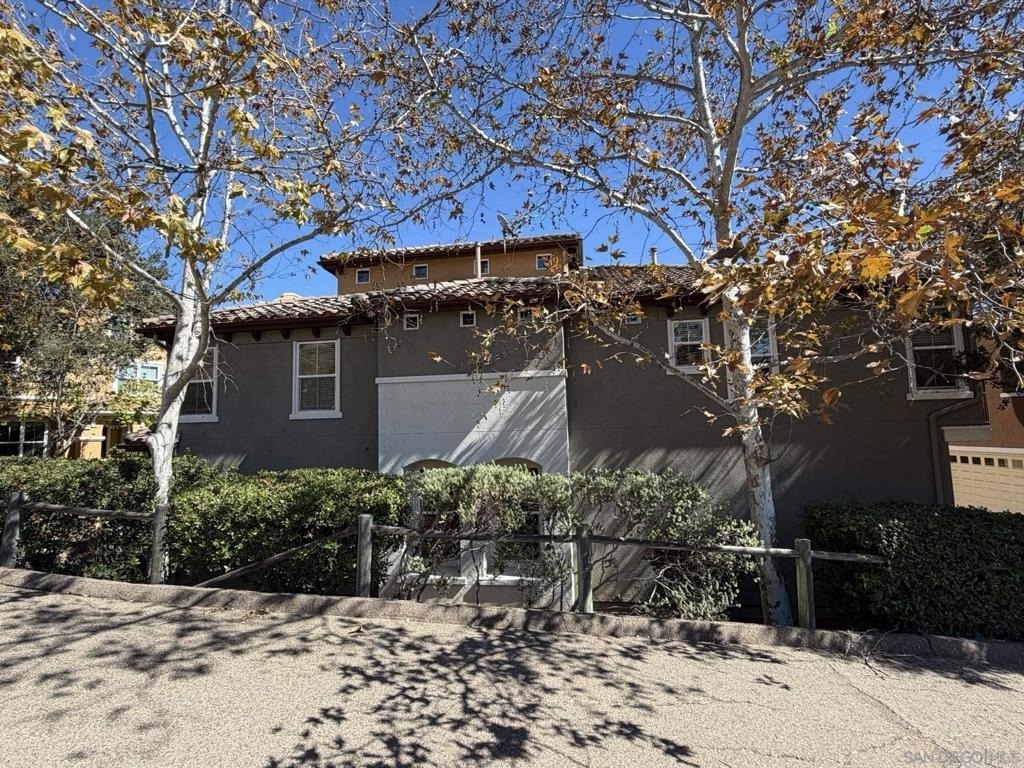 1760 Morgans Ave - Photo 3