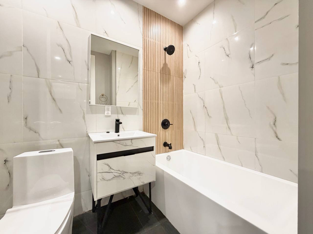 150 Martense Street - Photo 5