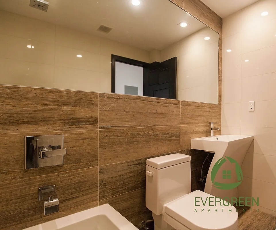 957 Kent Avenue - Photo 2