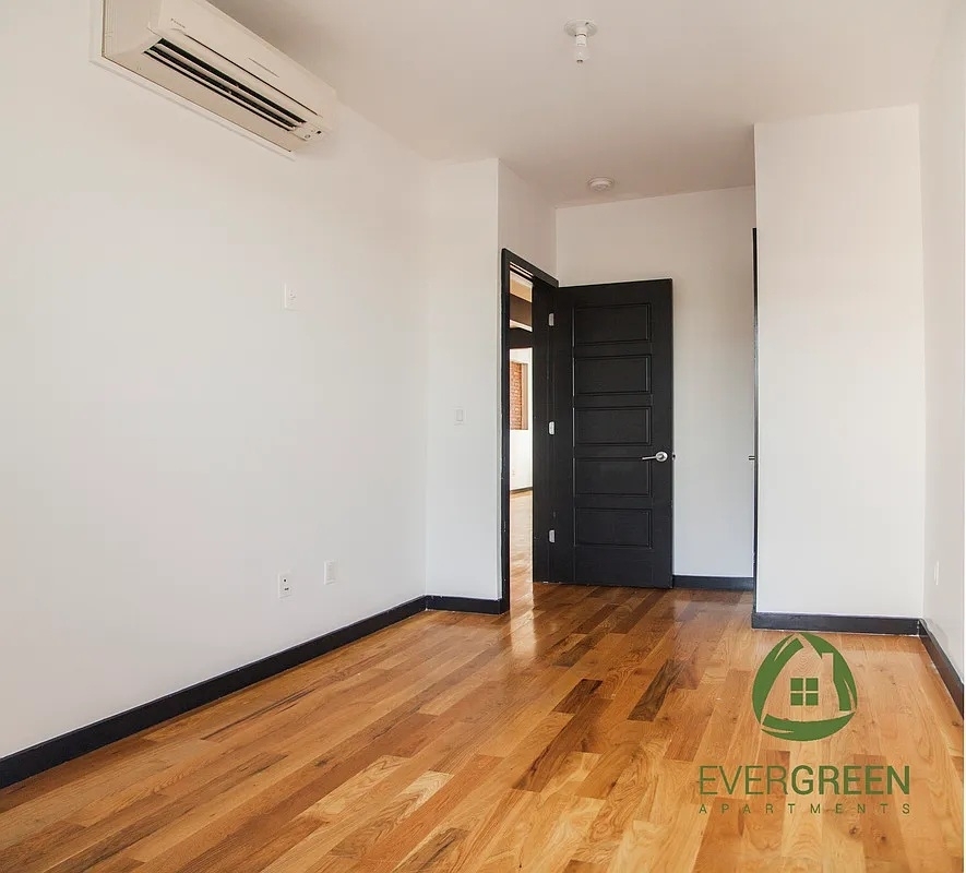 957 Kent Avenue - Photo 4