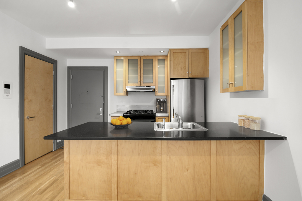 200 Atlantic Avenue - Photo 3