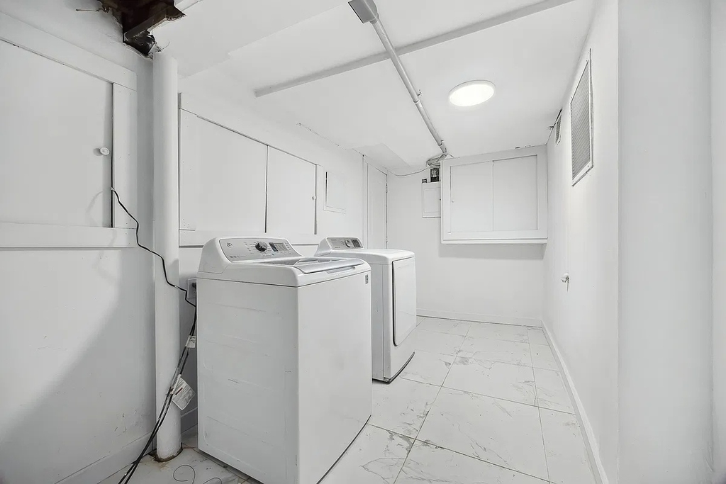 329 Decatur Street - Photo 9