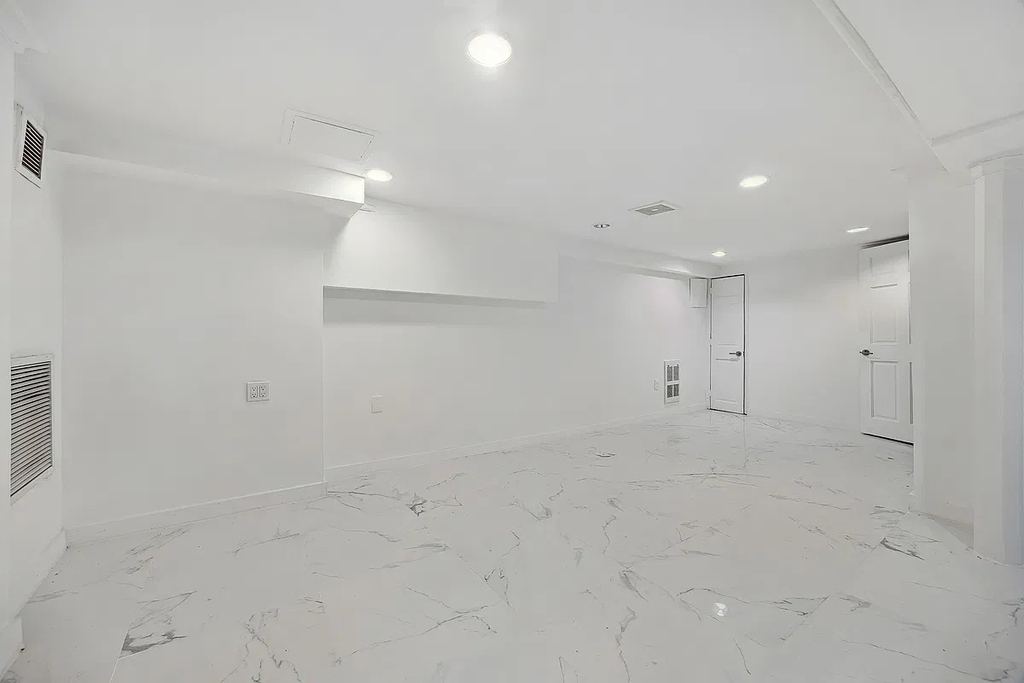 329 Decatur Street - Photo 10