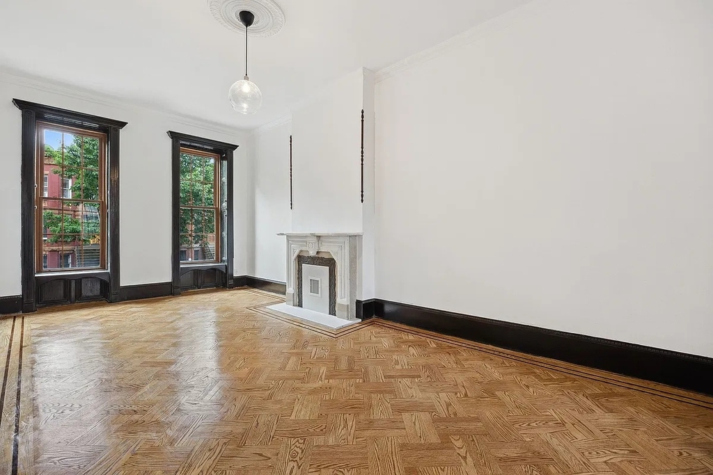 329 Decatur Street - Photo 4