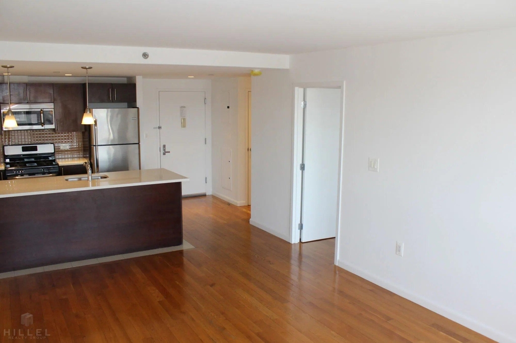 21st St. - Photo 5