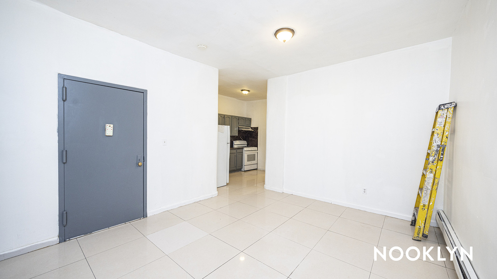 1770 Broadway 11207 - Photo 18