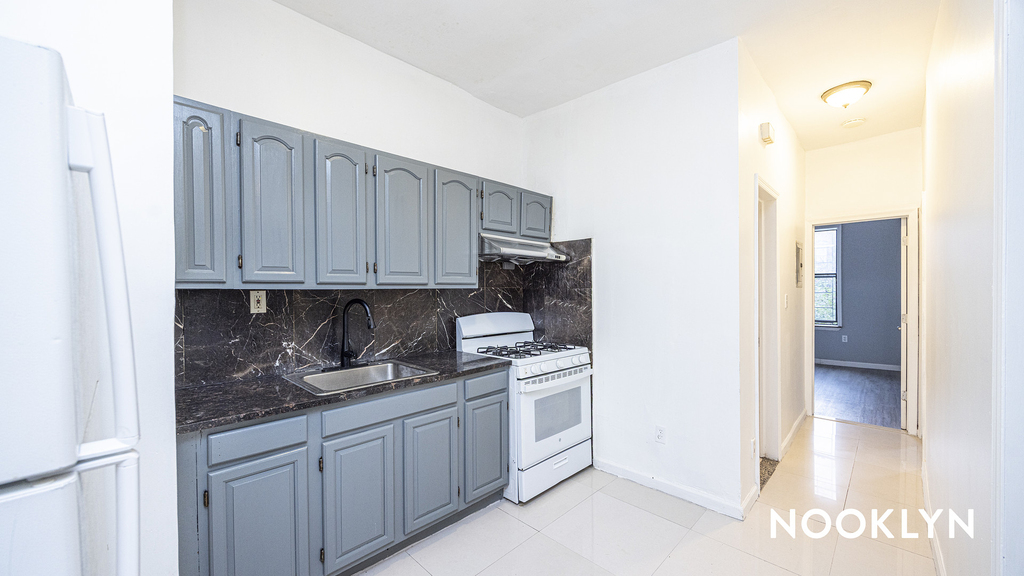 1770 Broadway 11207 - Photo 19