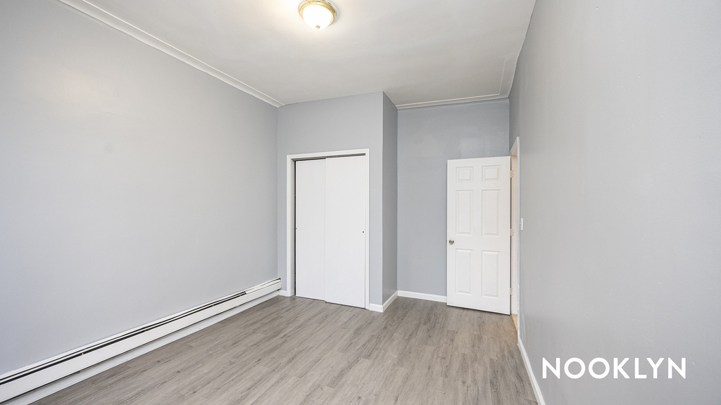 1770 Broadway 11207 - Photo 8