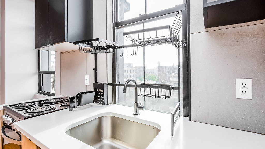 1520 St Johns Pl  11213 - Photo 7