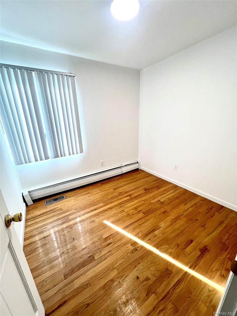 188-20 50 Ave - Photo 15
