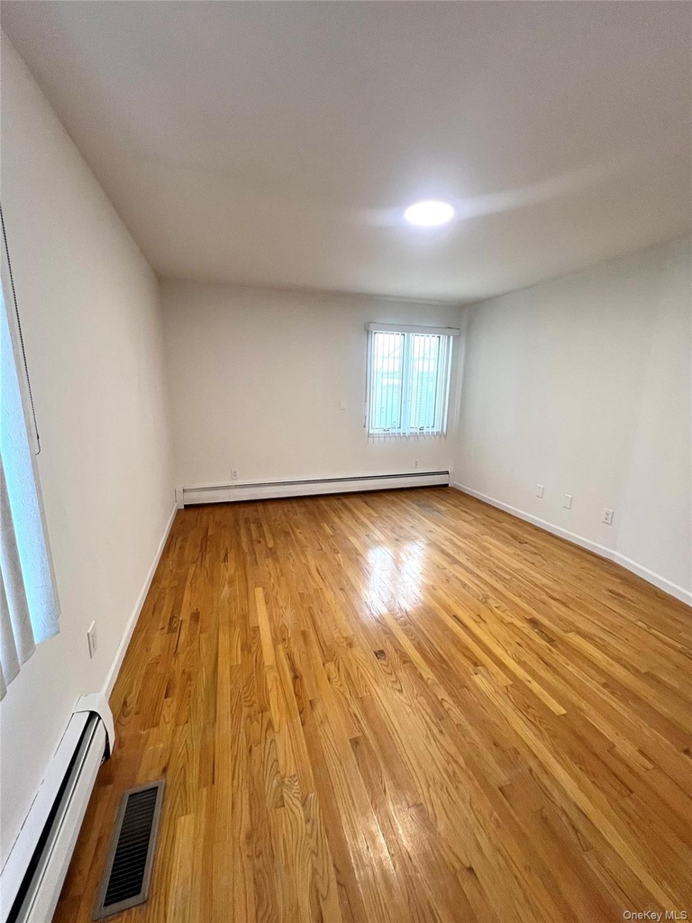 188-20 50 Ave - Photo 13