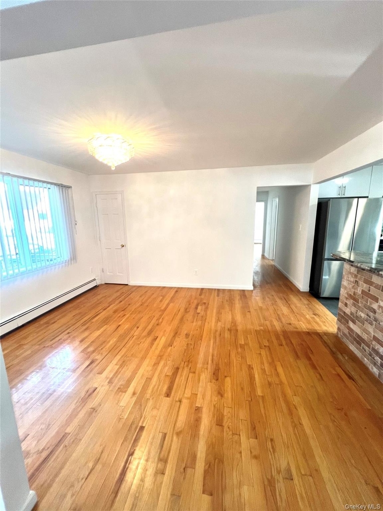 188-20 50 Ave - Photo 2