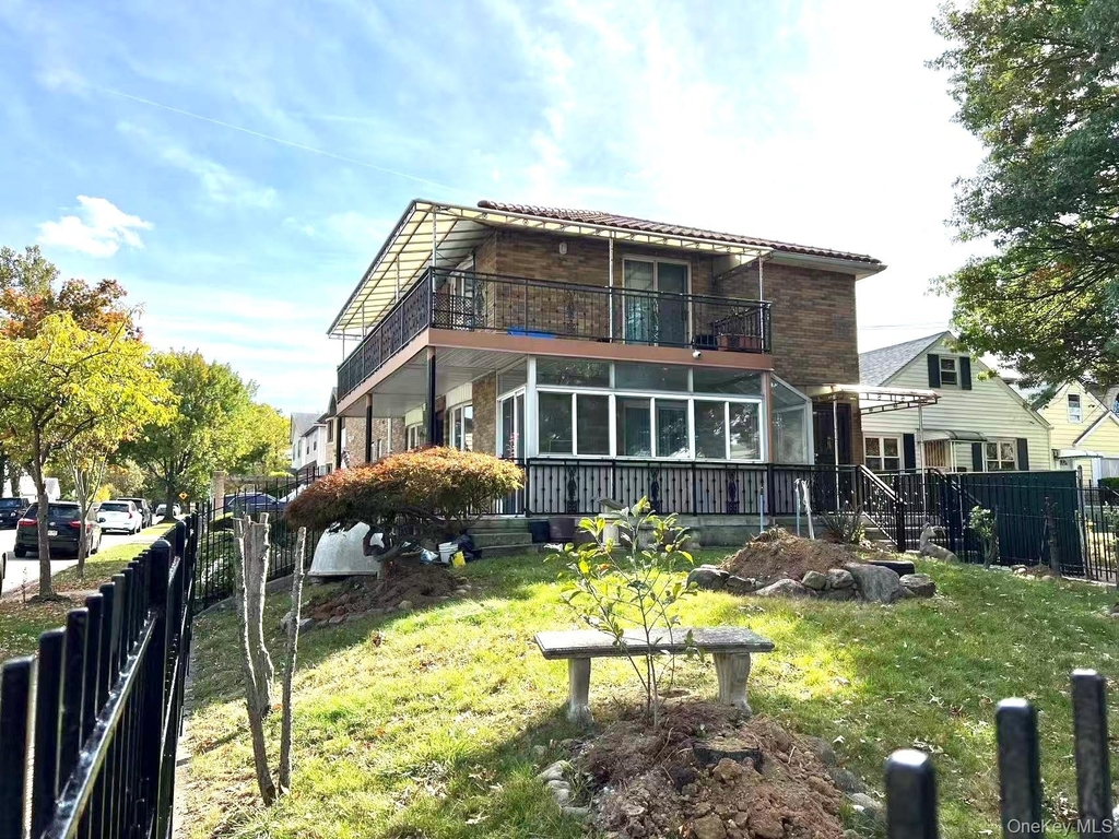 188-20 50 Ave - Photo 26