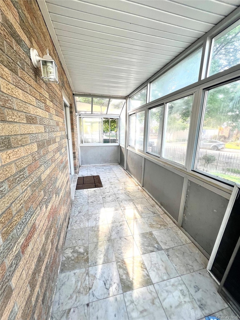 188-20 50 Ave - Photo 19