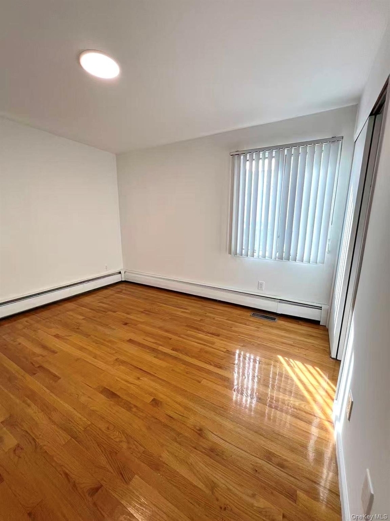 188-20 50 Ave - Photo 16