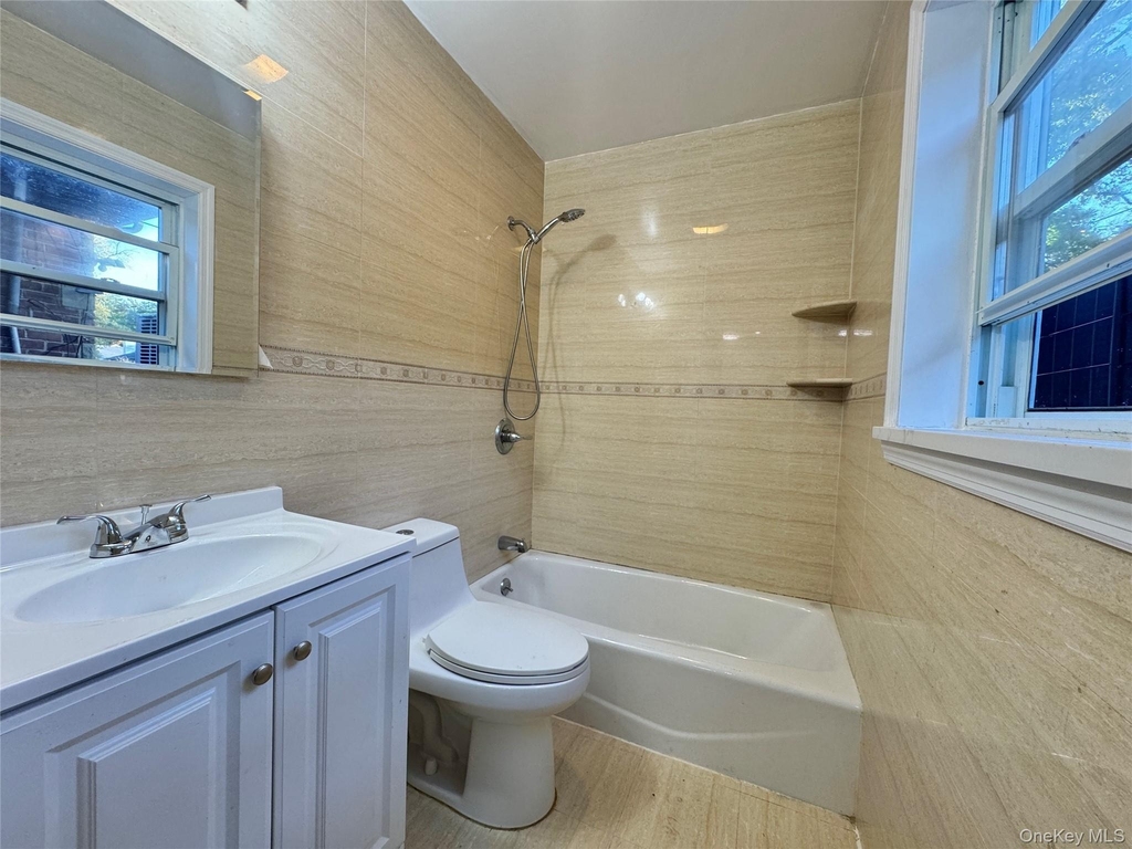 3357 164th Street - Photo 8