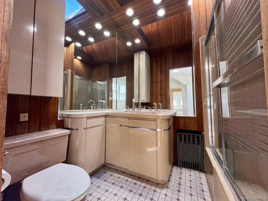 99 Jerusalem Avenue - Photo 16