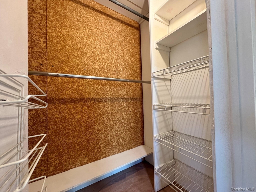 99 Jerusalem Avenue - Photo 17