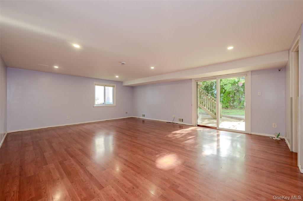 559 Leheigh Lane - Photo 5