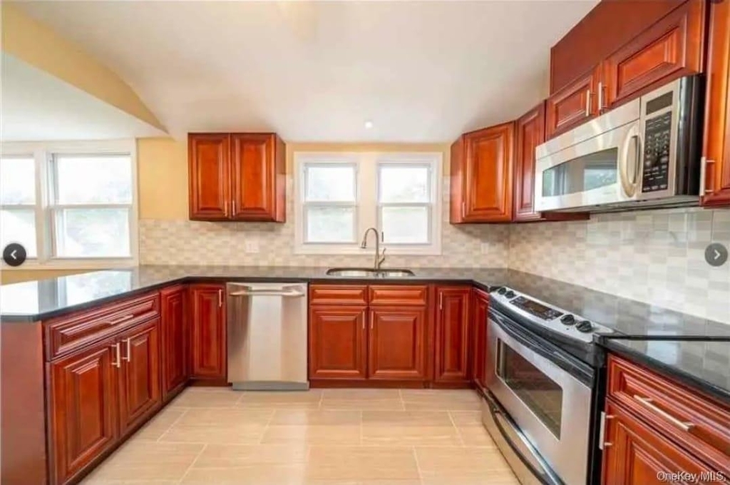 3501 James Street - Photo 1