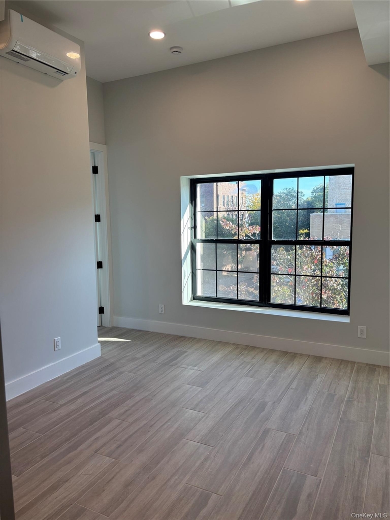 32-62 83 Street - Photo 5