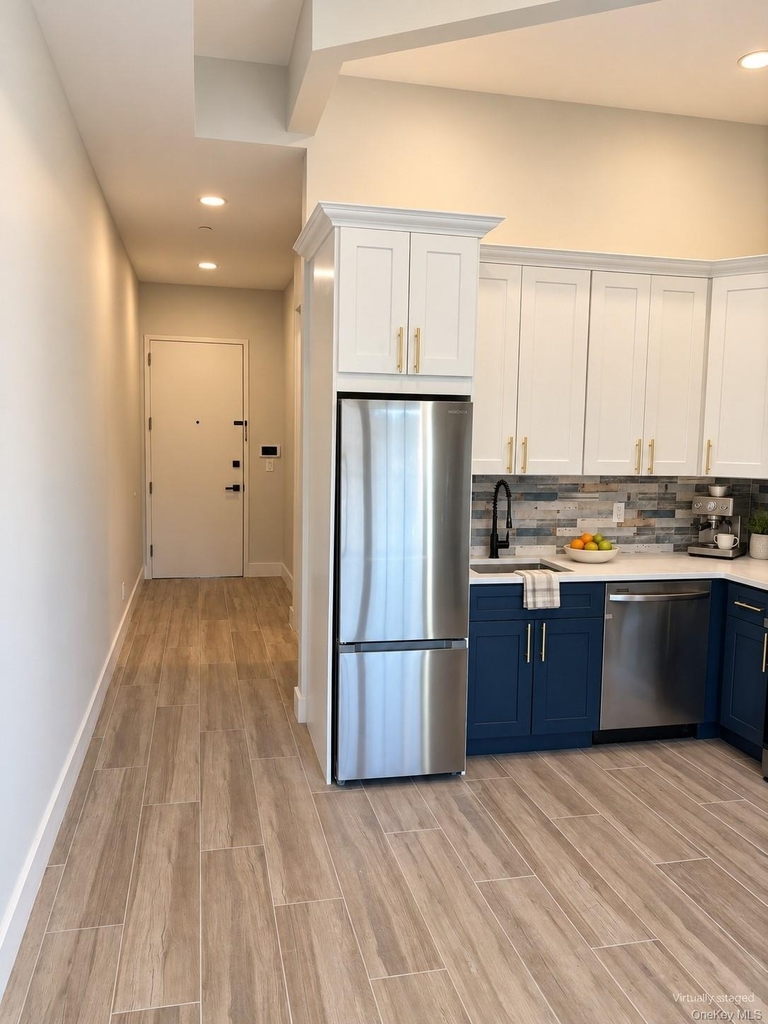 32-62 83 Street - Photo 1