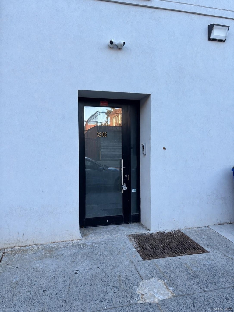 32-62 83 Street - Photo 0