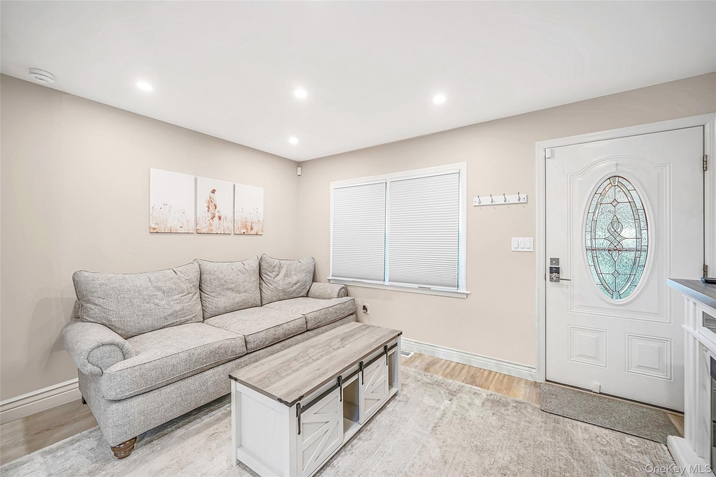 64 Magnolia Avenue - Photo 2