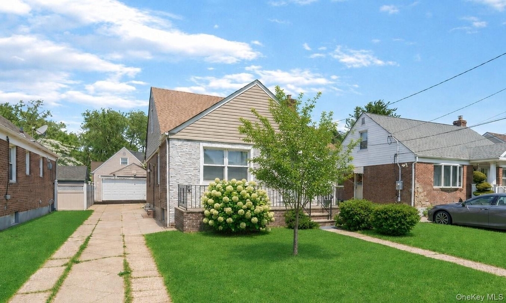 35 79th Avenue - Photo 1