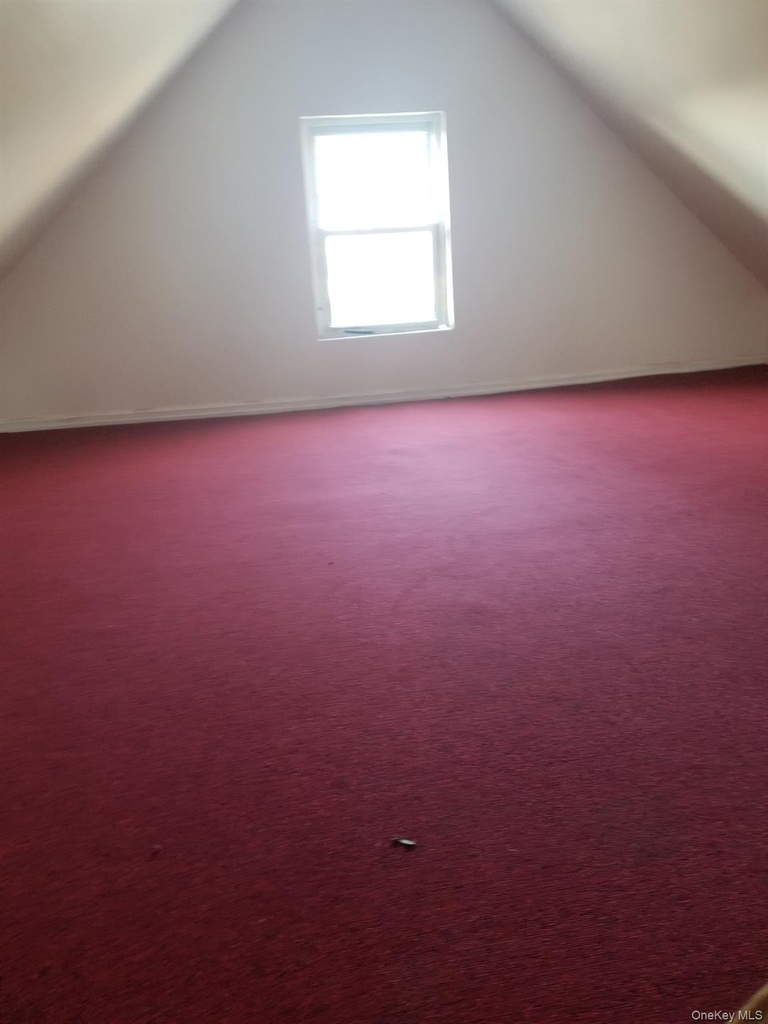 10916 Pinegrove Street - Photo 2