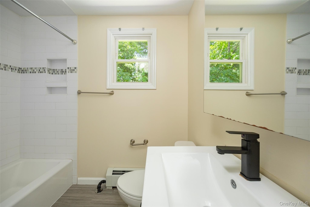 68 Clark Street - Photo 9